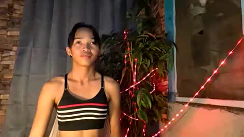 Snapshot of csiscar9 chatting on 4, 12, 2025 Lauren online show from 4, 12, 2025