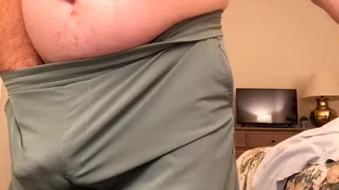 Snapshot of cuban2_slut chatting on 27, 10, 2025 Cubantoo online show from 27, 10, 2025