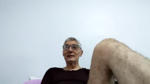 Snapshot of cucaio18 chatting on 18, 6, 2026 BIG UNCUT HARD COCK online show from 18, 6, 2026