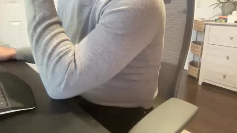 Snapshot of cuckgriff23 chatting on 6, 1, 2026 cuckgriff23 online show from 6, 1, 2026