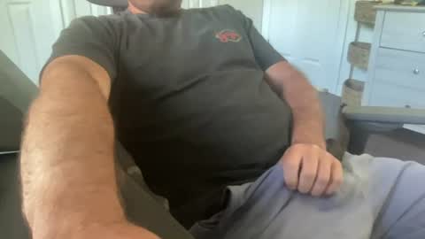 Snapshot of cuckgriff23 chatting on 10, 7, 2026 cuckgriff23 online show from 10, 7, 2026
