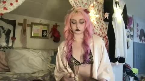 juliet online show from 18, 2, 2025