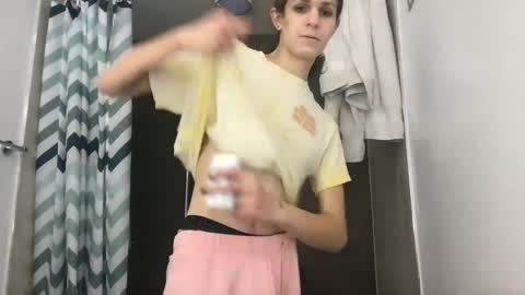 Snapshot of cuddleavenue chatting on 26, 9, 2025 cuddleavenue online show from 26, 9, 2025