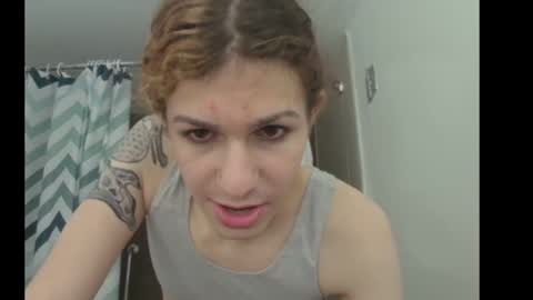 Snapshot of cuddleavenue chatting on 4, 10, 2025 cuddleavenue online show from 4, 10, 2025