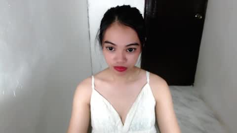 cuddlepunk_bubble online show from 10, 5, 2026
