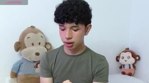 Cuddly online show from 27, 10, 2025