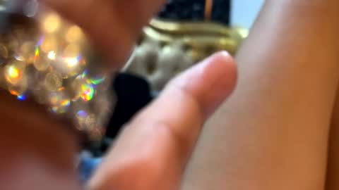 im KIM new girl to spoil online show from 27, 10, 2025