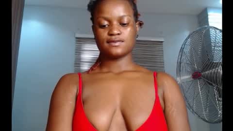 Snapshot of cum_ebony_petitxx chatting on 10, 9, 2025 cath online show from 10, 9, 2025