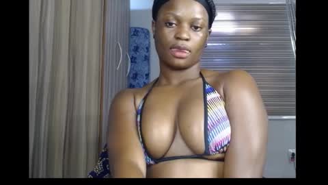 Snapshot of cum_ebony_petitxx chatting on 15, 10, 2025 cath online show from 15, 10, 2025