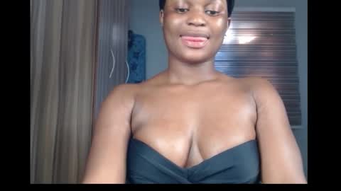 Snapshot of cum_ebony_petitxx chatting on 18, 10, 2025 cath online show from 18, 10, 2025