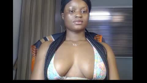 Snapshot of cum_ebony_petitxx chatting on 4, 11, 2025 cath online show from 4, 11, 2025