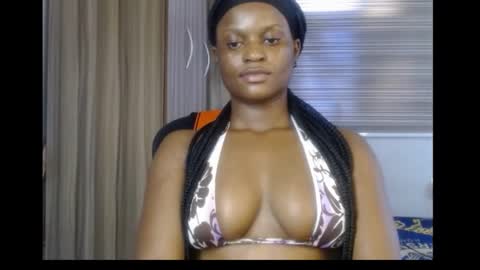 Snapshot of cum_ebony_petitxx chatting on 5, 11, 2025 cath online show from 5, 11, 2025