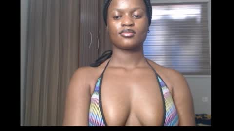 Snapshot of cum_ebony_petitxx chatting on 29, 11, 2025 cath online show from 29, 11, 2025