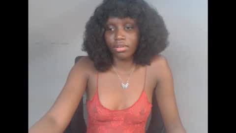 Snapshot of cum_ebony_xsecret chatting on 30, 10, 2025 sophie online show from 30, 10, 2025