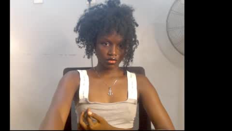 sophie online show from 19, 4, 2026