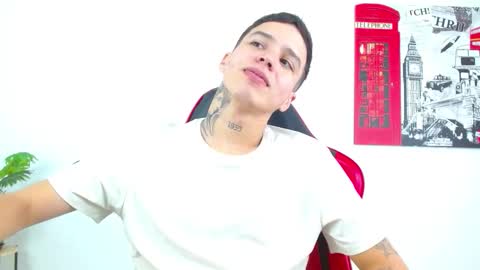 Snapshot of cumandres chatting on 4, 2, 2026 cumandres online show from 4, 2, 2026