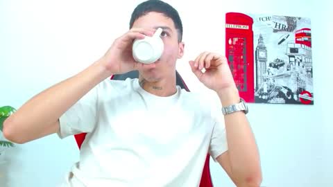 Snapshot of cumandres chatting on 25, 2, 2026 cumandres online show from 25, 2, 2026