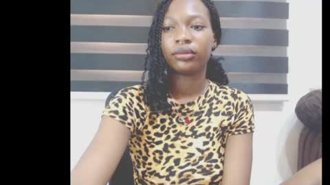 cumebony_petit online show from 16, 5, 2026