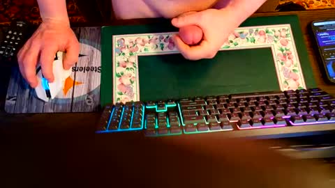 cumforme1988 online show from 5, 3, 2026