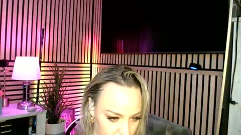 cumguzzlingskank online show from 6, 4, 2026