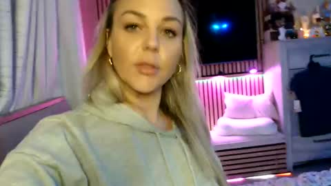 Snapshot of cumguzzlingskank chatting on 7, 5, 2026 cumguzzlingskank online show from 7, 5, 2026