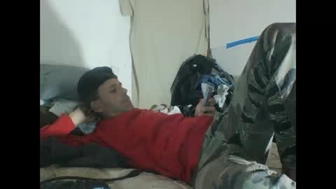 cumslutboi27 online show from 18, 1, 2025