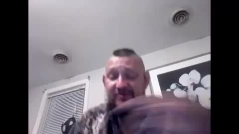 Snapshot of cuntreeboy68 chatting on 2, 11, 2025 Bash online show from 2, 11, 2025