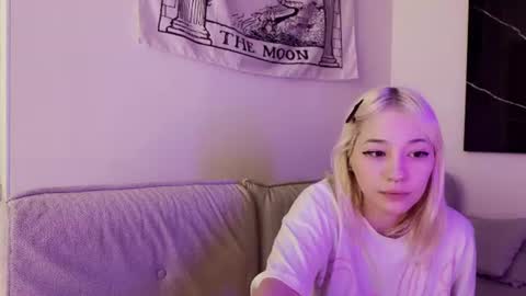 Snapshot of cupcakesoul chatting on 18, 6, 2026 cupcakesoul online show from 18, 6, 2026