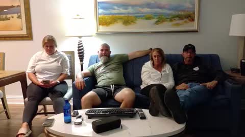 curious couple online show from 22, 3, 2026