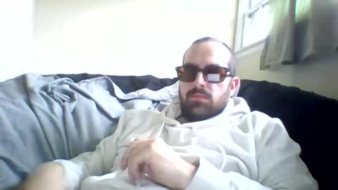 Snapshot of curiouser_guy chatting on 25, 5, 2026 curiouser_guy online show from 25, 5, 2026