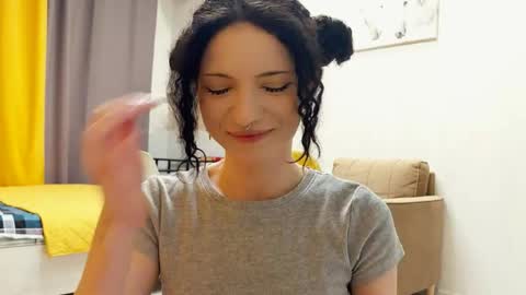 Snapshot of curlixiee chatting on 1, 5, 2026 Kira online show from 1, 5, 2026