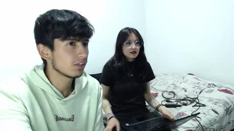 Snapshot of curselovers28 chatting on 21, 9, 2025 curselovers28 online show from 21, 9, 2025