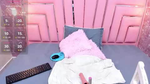 Alyanna  online show from 4, 11, 2025