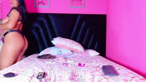 Snapshot of curvybrunnete chatting on 10, 1, 2026 curvybrunnete online show from 10, 1, 2026