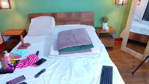 Danna online show from 18, 12, 2025