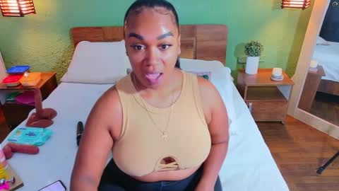 Snapshot of curvyebonyy_ chatting on 20, 4, 2026 Danna online show from 20, 4, 2026