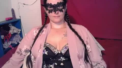 Snapshot of curvygamerceline chatting on 19, 6, 2026 Celine Fawe online show from 19, 6, 2026