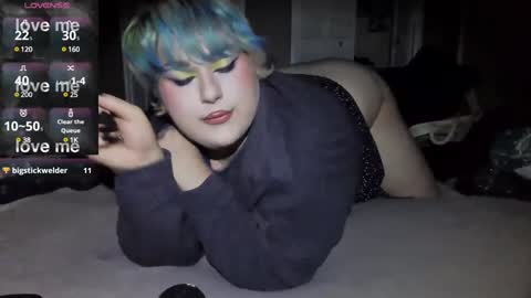 Snapshot of curvygothfemboy chatting on 2, 2, 2025 Curvygothfemboy online show from 2, 2, 2025