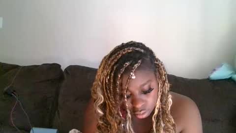 Snapshot of curvyychocolate chatting on 7, 1, 2025 curvyychocolate online show from 7, 1, 2025