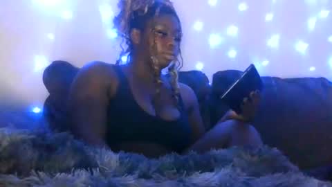 Snapshot of curvyychocolate chatting on 14, 1, 2025 curvyychocolate online show from 14, 1, 2025