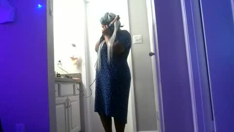 Snapshot of curvyychocolate chatting on 11, 3, 2025 curvyychocolate online show from 11, 3, 2025