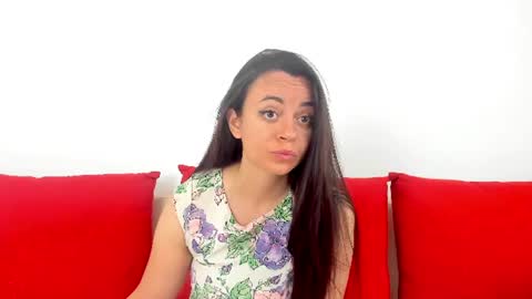 Snapshot of cute_angel95 chatting on 18, 6, 2026 cute_angel95 online show from 18, 6, 2026
