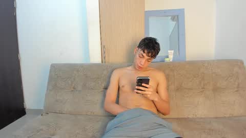 ARTURO-18  MATIAS-18  NIKOLAY-19  HADES-18  GABO-19 online show from 19, 3, 2026