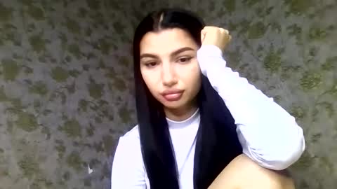 Cherry girl online show from 5, 6, 2026