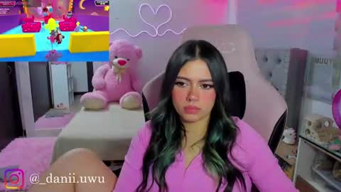 Snapshot of cute_dani__ chatting on 15, 7, 2026 Dani online show from 15, 7, 2026