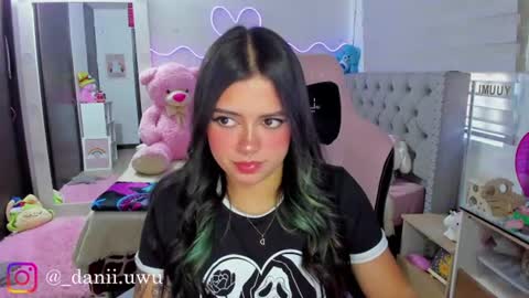 Snapshot of cute_dani__ chatting on 21, 7, 2026 Dani online show from 21, 7, 2026