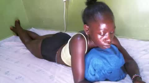 cute_doria online show from 3, 10, 2025