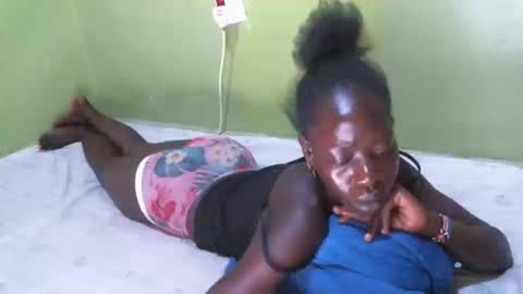 cute_doria online show from 7, 10, 2025