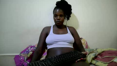 cute_heaven online show from 3, 10, 2025
