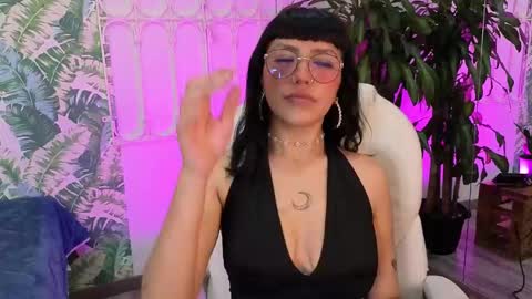 Sofa  online show from 1, 6, 2026